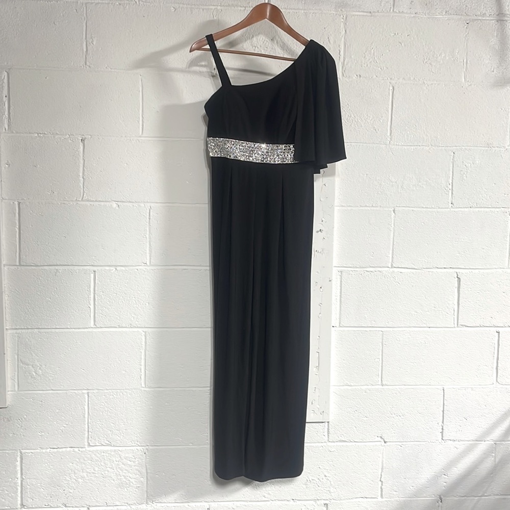 R&M Richards Black One Shoulder Jumpsuit With Silver Details Sz 4P